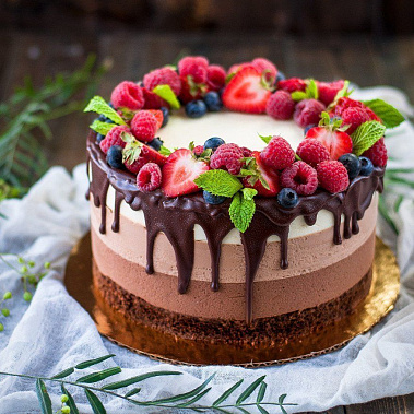 Торт "Три шоколада" купить - рубцовск.сладкоежкин.рф