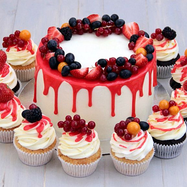 Торт глазурь и ягоды купить - рубцовск.сладкоежкин.рф